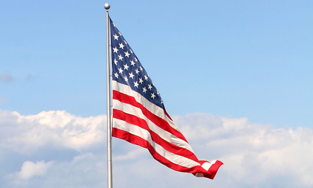 Choosing the Right Flagpole Size for Commercial Buildings - Liberty Flagpoles