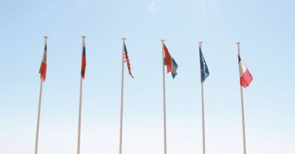 How You Can Display the US Flag With Other Flags - Liberty Flagpoles