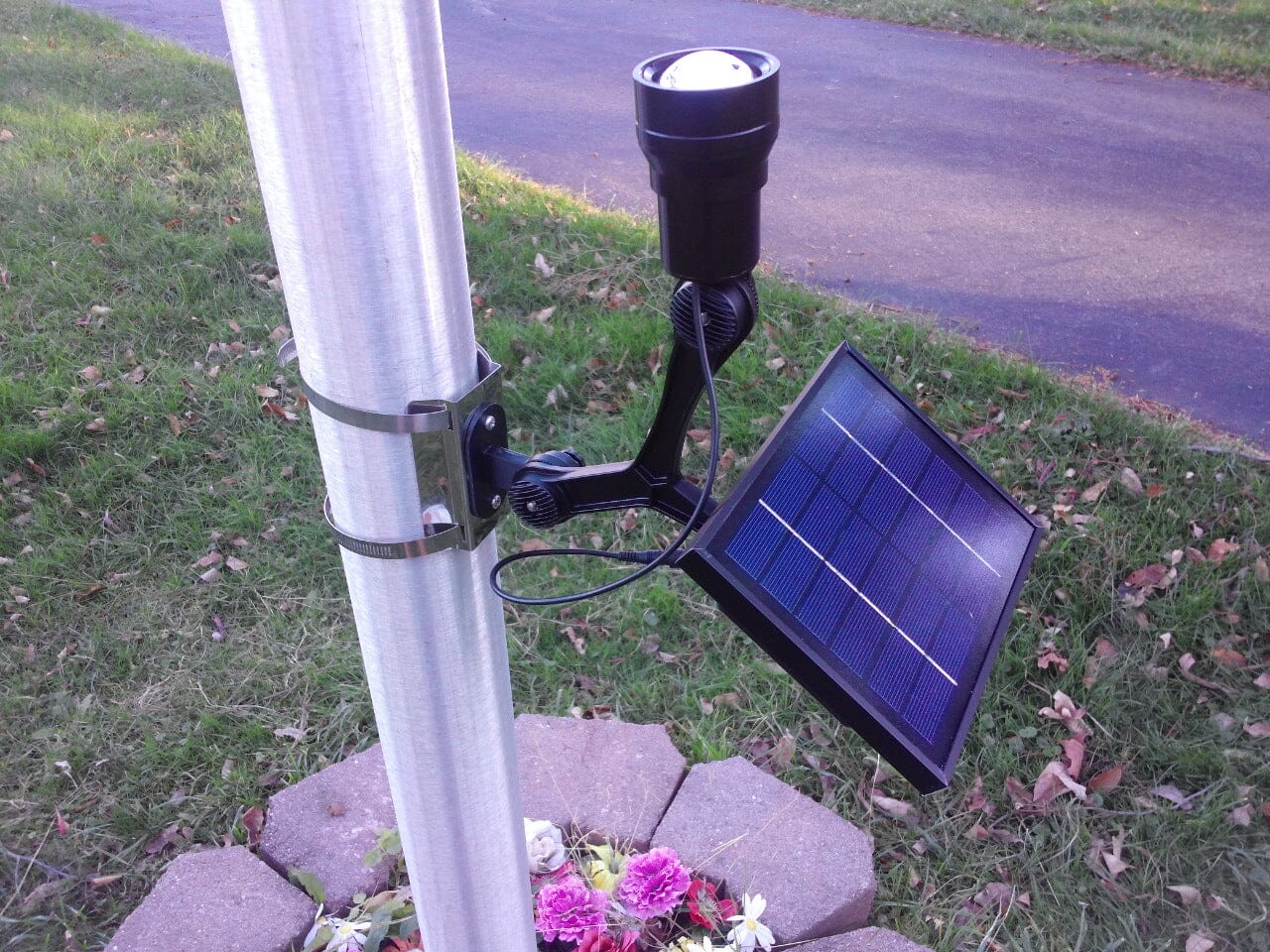 Commercial Solar Flagpole Light | Ultra Series CREE | Dual Mode - Liberty Flagpoles - Solar Flagpole Lights