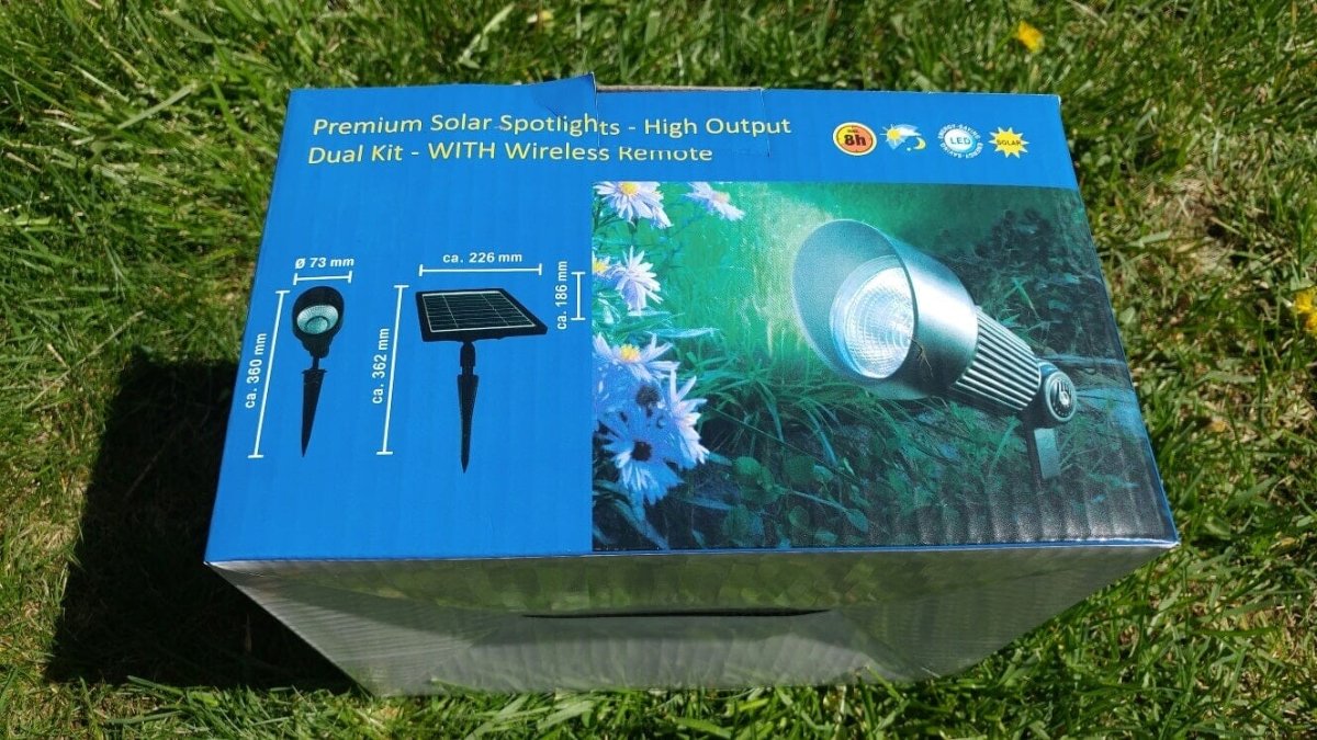 Dual Solar Spot Light Kit for Landscape and Flagpole Lighting - Liberty Flagpoles - Pathway Light