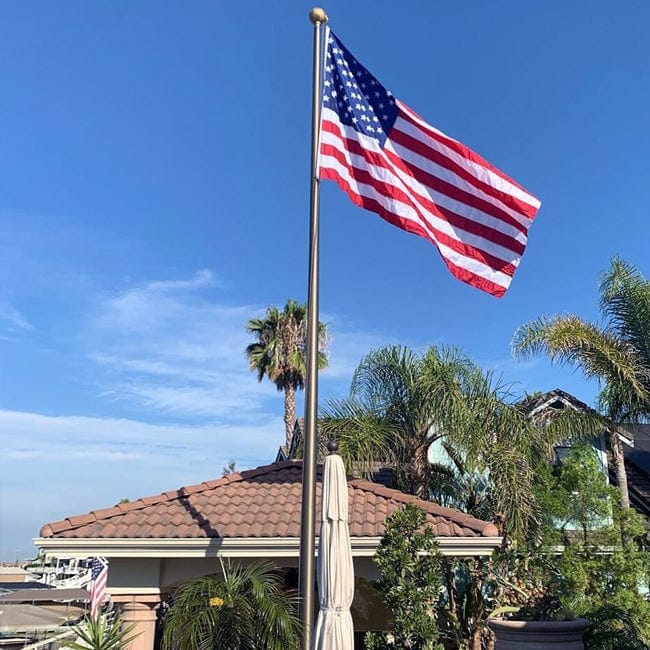 25' Hurricane Resistant Aluminum Flagpole | External or Internal Halyard | 4 Colors