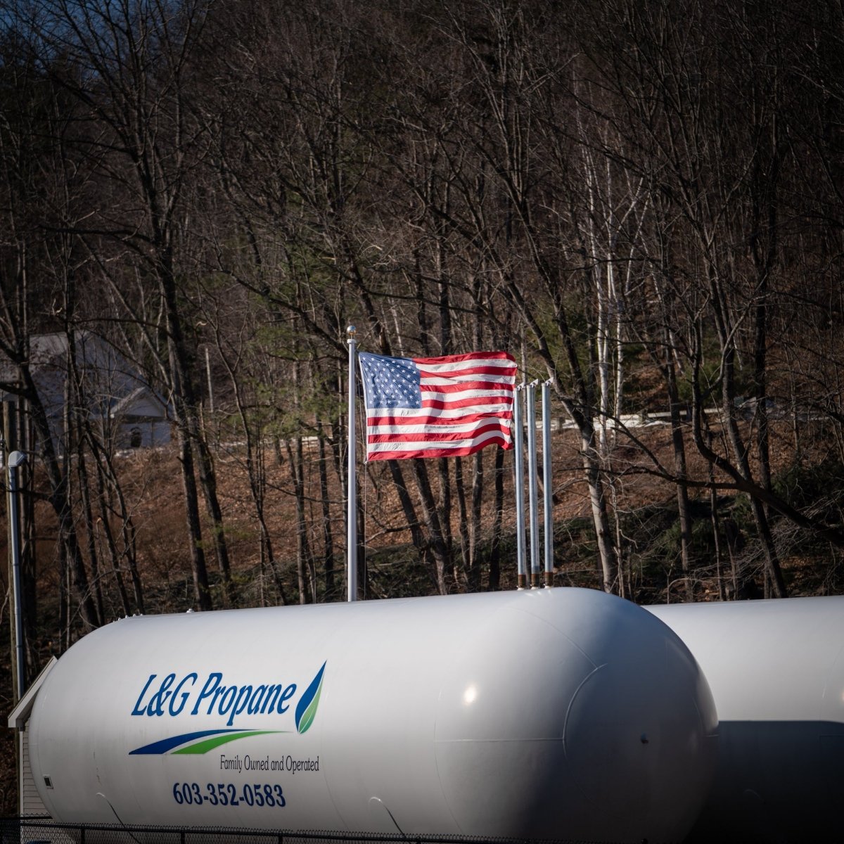 Commercial Fiberglass (20' - 40') | External Halyard | Pick Base & Color - Liberty Flagpoles - Fiberglass Flagpole