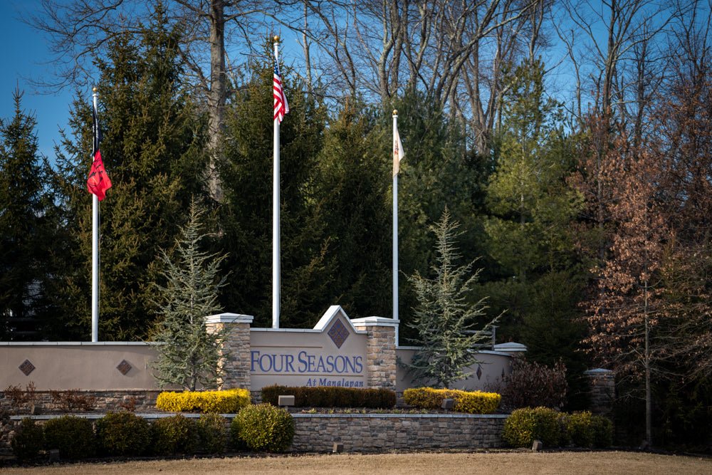 Commercial Fiberglass (20' - 40') | External Halyard | Pick Base & Color - Liberty Flagpoles - Fiberglass Flagpole