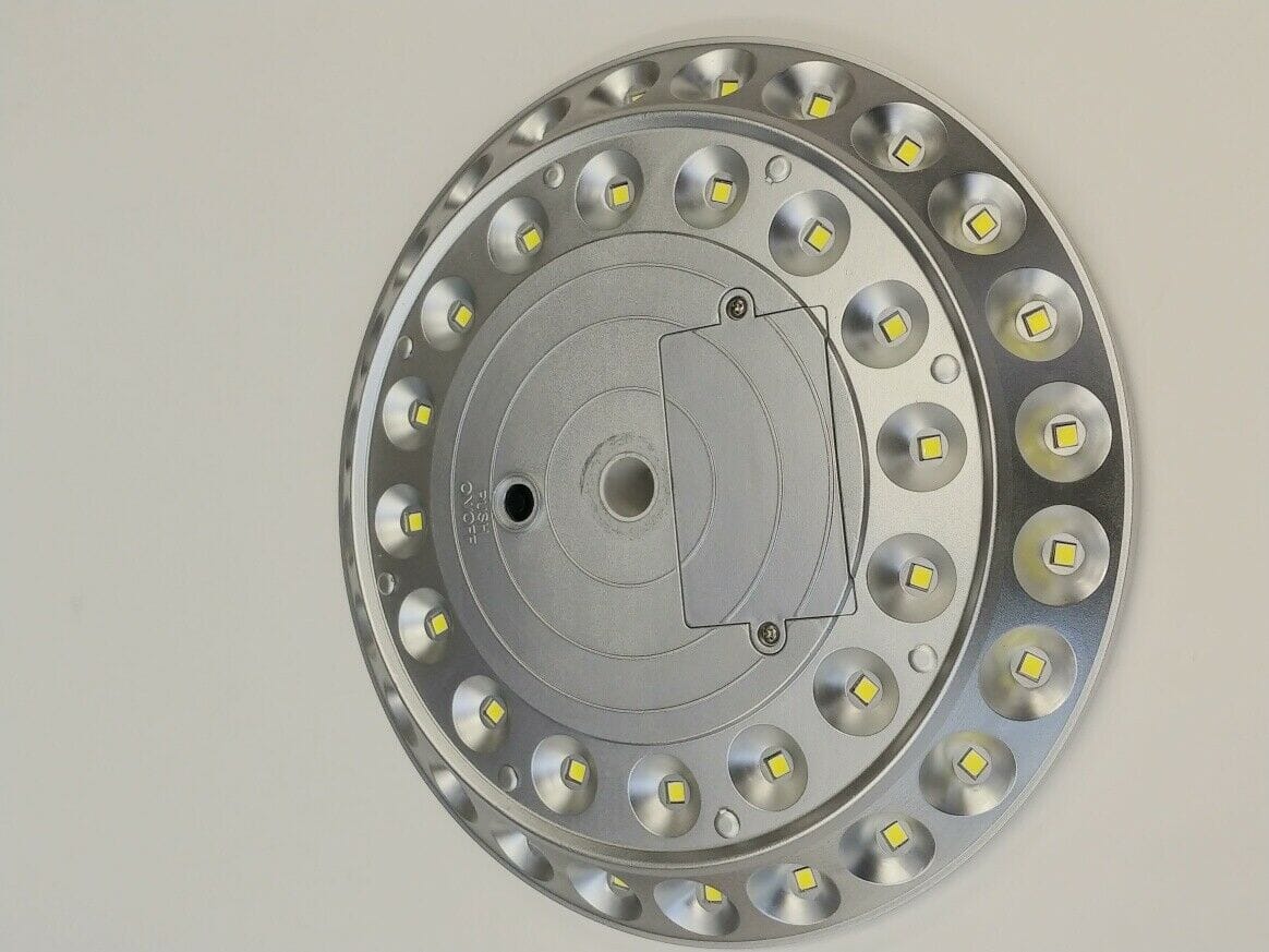 Professional Solar Disk Flag Light - Liberty Flagpoles - Solar Flagpole Lights