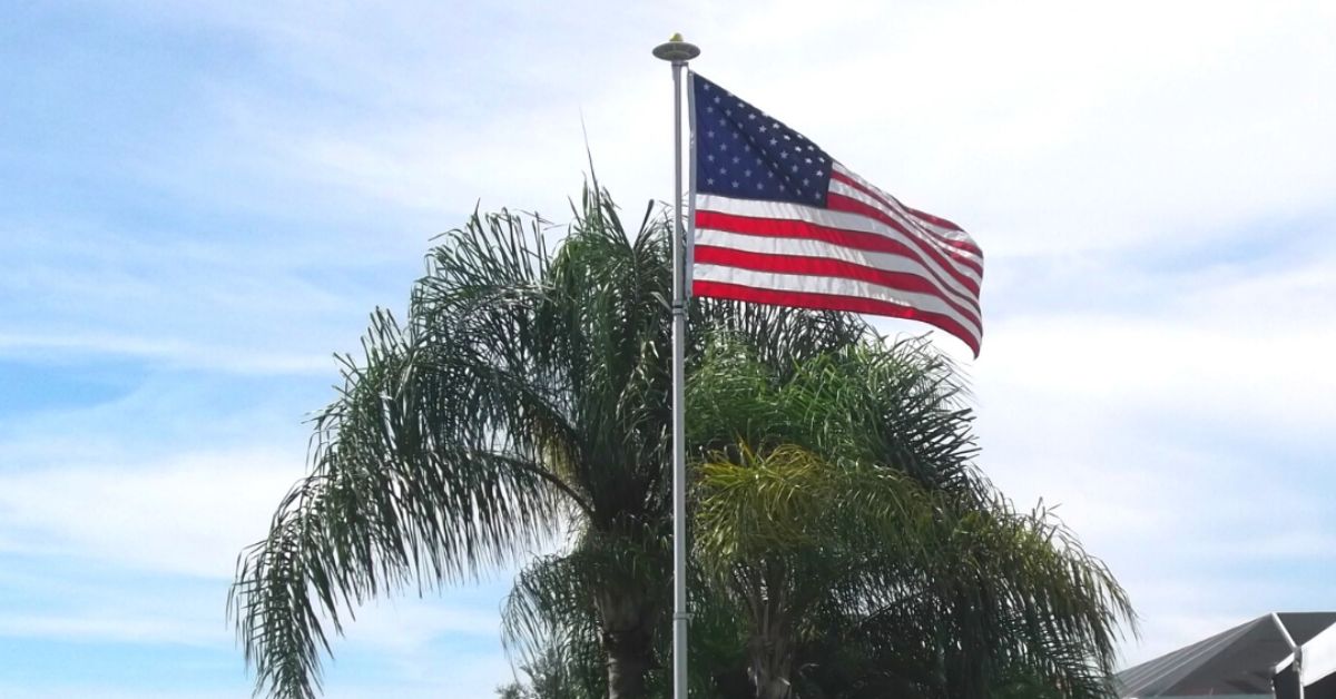 How Many Lumens Are Appropriate for Flag Lights? - Liberty Flagpoles