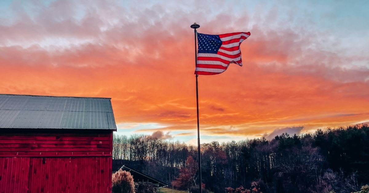 How To Choose The Right Flag Size For Your Pole - Liberty Flagpoles