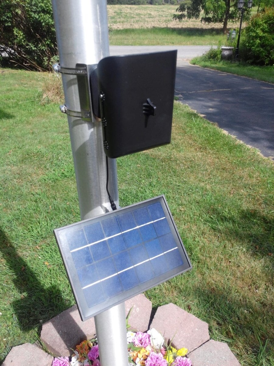 Professional Grade Solar Flagpole Light - Liberty Flagpoles - Solar Flagpole Lights
